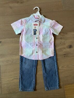 NWT Wrangler Toddler Boy Short Sleeve Button-Up Shirt With Jeans Size 4T